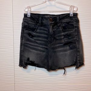 The CUTEST American Eagle Outfitters Super Stretch Black Jeans Skirt Size 00